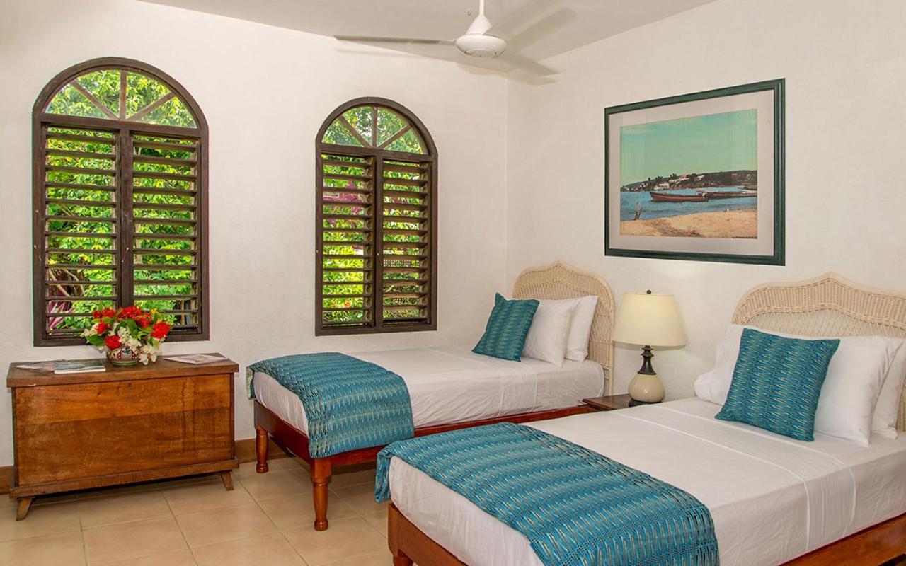 Jakes Hotel Treasure Beach Esterno foto